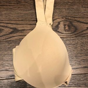 Spanx bra. Never worn. 36 C